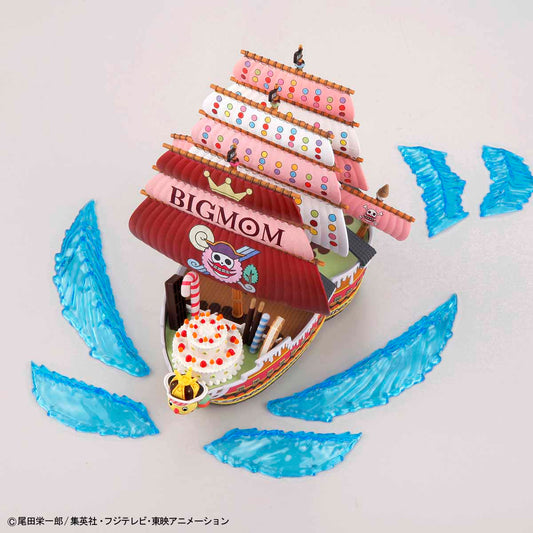 One Piece Model Kit Grand Ship Collection #013 Queen-Mama-Chanter